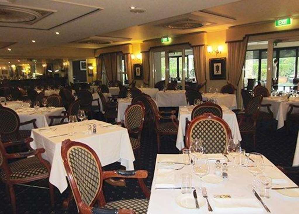 Canterbury International Hotel Forest Hill Екстер'єр фото