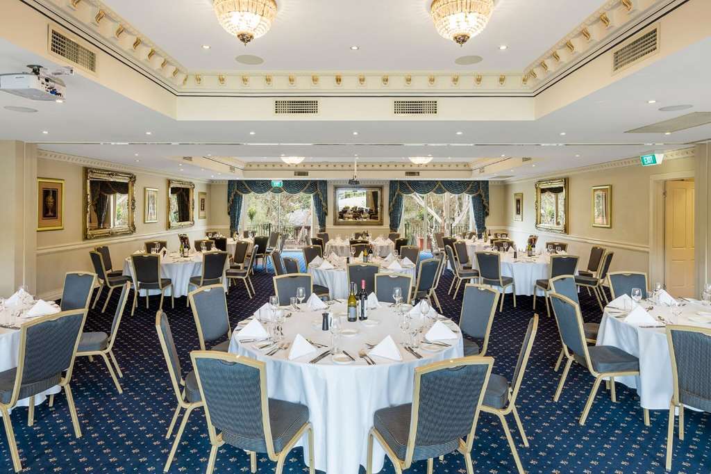 Canterbury International Hotel Forest Hill Зручності фото
